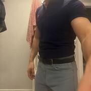  ,   Maxim, 32 ,   ,   , c 
