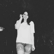  ,   Eva, 25 ,   ,   , c 