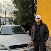 Mikolow,  Amil, 24