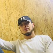  -,  Akbar, 29