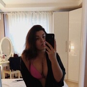  , 