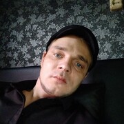  ,  Pavel, 32