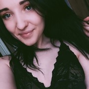  ,  Annika, 24