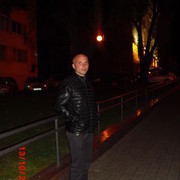   ,  sacha, 39