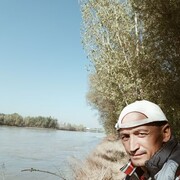  ,  Bahodir, 46