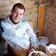  ,  Sasha, 32