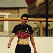  ,  Viktor, 31