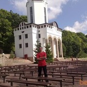  ,  Petro, 36