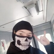  ,    Ghost, 23 ,   ,   , c , 