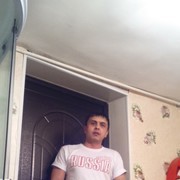  ,   Akrom, 43 ,     , c 