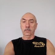  Paslek,  , 64