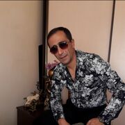  ,   Armen, 43 ,   ,   