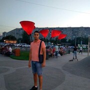  ,   Hicham, 32 ,   ,   