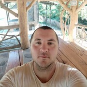  ,  Pasha, 40