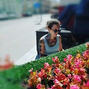  ,  Ekaterina, 25