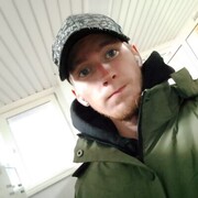  ,   Maxim, 27 ,   ,   