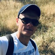  ,  Andrii, 35