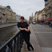  ,   Maksim, 46 ,   ,   