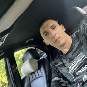  ,   Viktor, 33 ,   ,   
