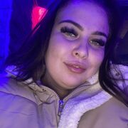  ,  marina, 28