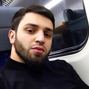  ,  Ali, 27