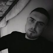  ,  Anton, 25