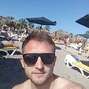  ,  Dima, 33