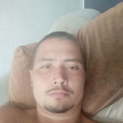  ,  Makcim, 36
