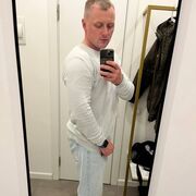  ,  Alexandr, 33
