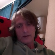  ,  Zura, 40