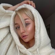  ,  , 28