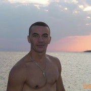  ,  Jorik, 35