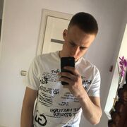  ,  Artem, 20