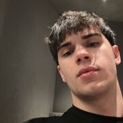  ,  Arthur, 24