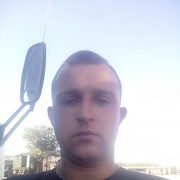 -,  Slavik, 33