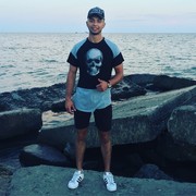 ,   Slavik, 32 ,   