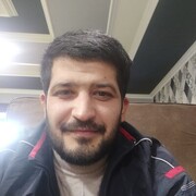  ,   Jamik, 29 ,     