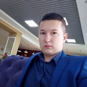  ,  Adik, 33