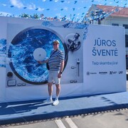  Abbots Langley,   Saulius, 52 ,   ,   , c , 