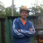  ,   Viktor, 36 ,   