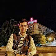  Jouy-en-Josas,  , 25