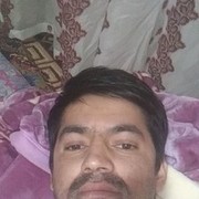  ,  Ilxomjonbek, 37