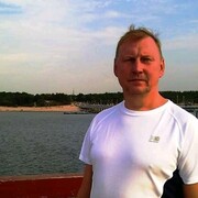  Houlton,   Laurynas, 63 ,   ,   , c 
