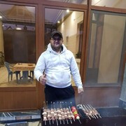  ,  Ali, 38