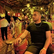  ,   Mustafa, 33 ,  
