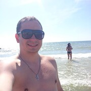 ,   Yaroslav, 32 ,   ,   , c 