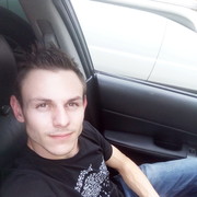  Ravia,  Ruslan, 32