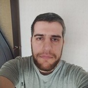  ,  Nurlan, 32