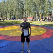  ,  Danya, 19