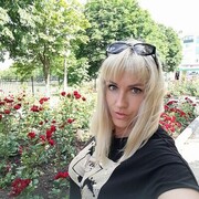  ,  Oksana, 38